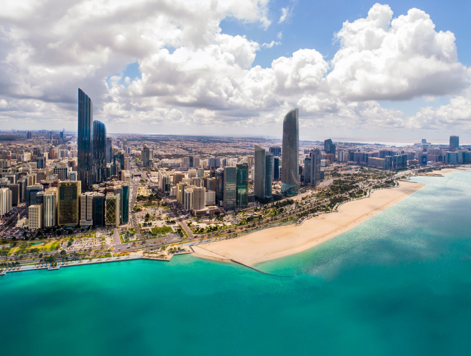 header picture of tour Qatar, Dubai, and the United Arab Emirates