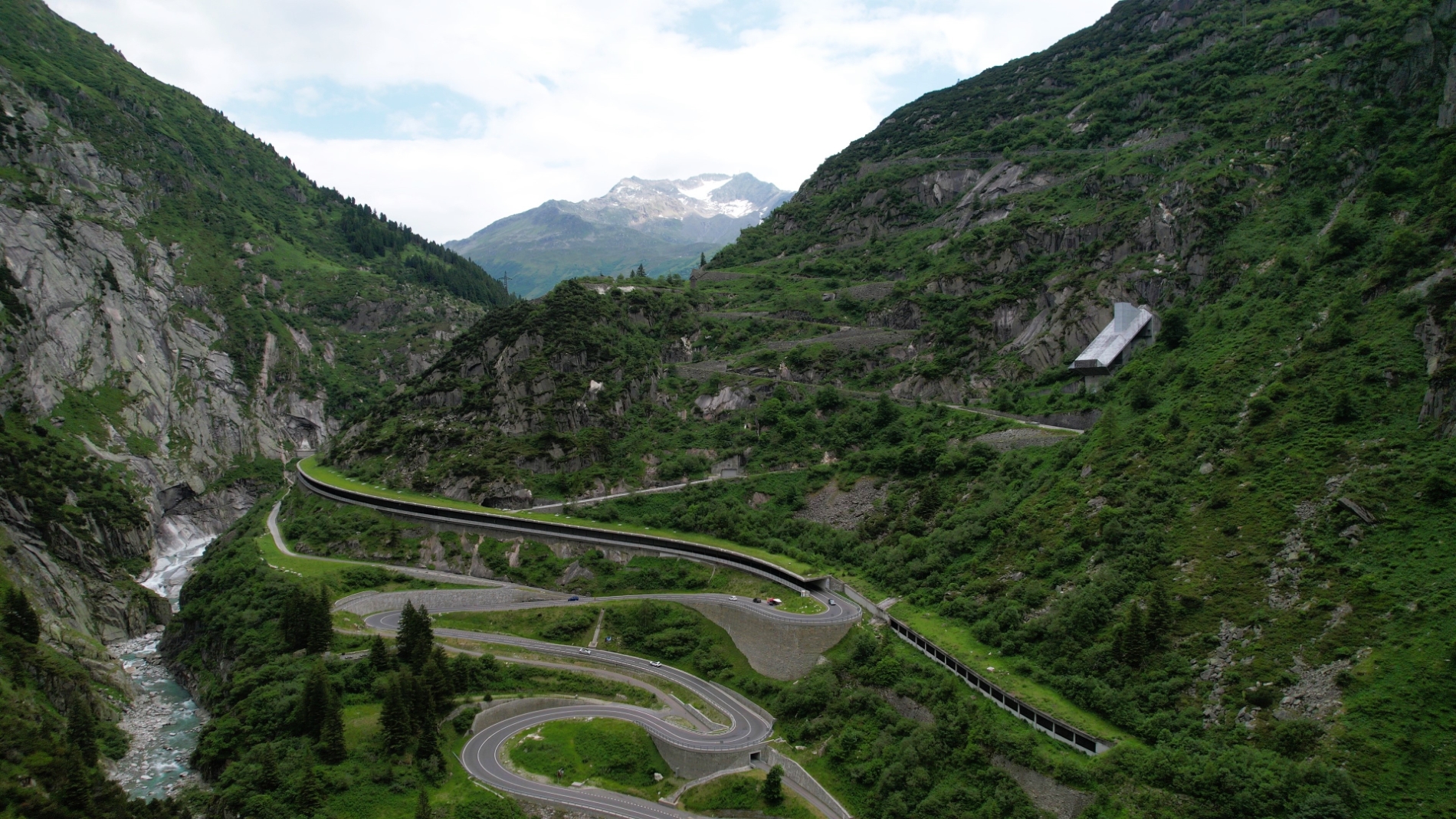 header picture of tour チューリッヒ発　スイス名峰周遊とフランクフルト・ミュンヘン・プラハ
