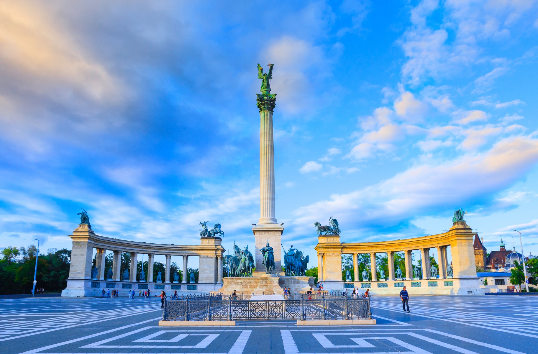 header picture of tour ローマ発　イタリアとドイツ・中欧周遊　ブダペストまで