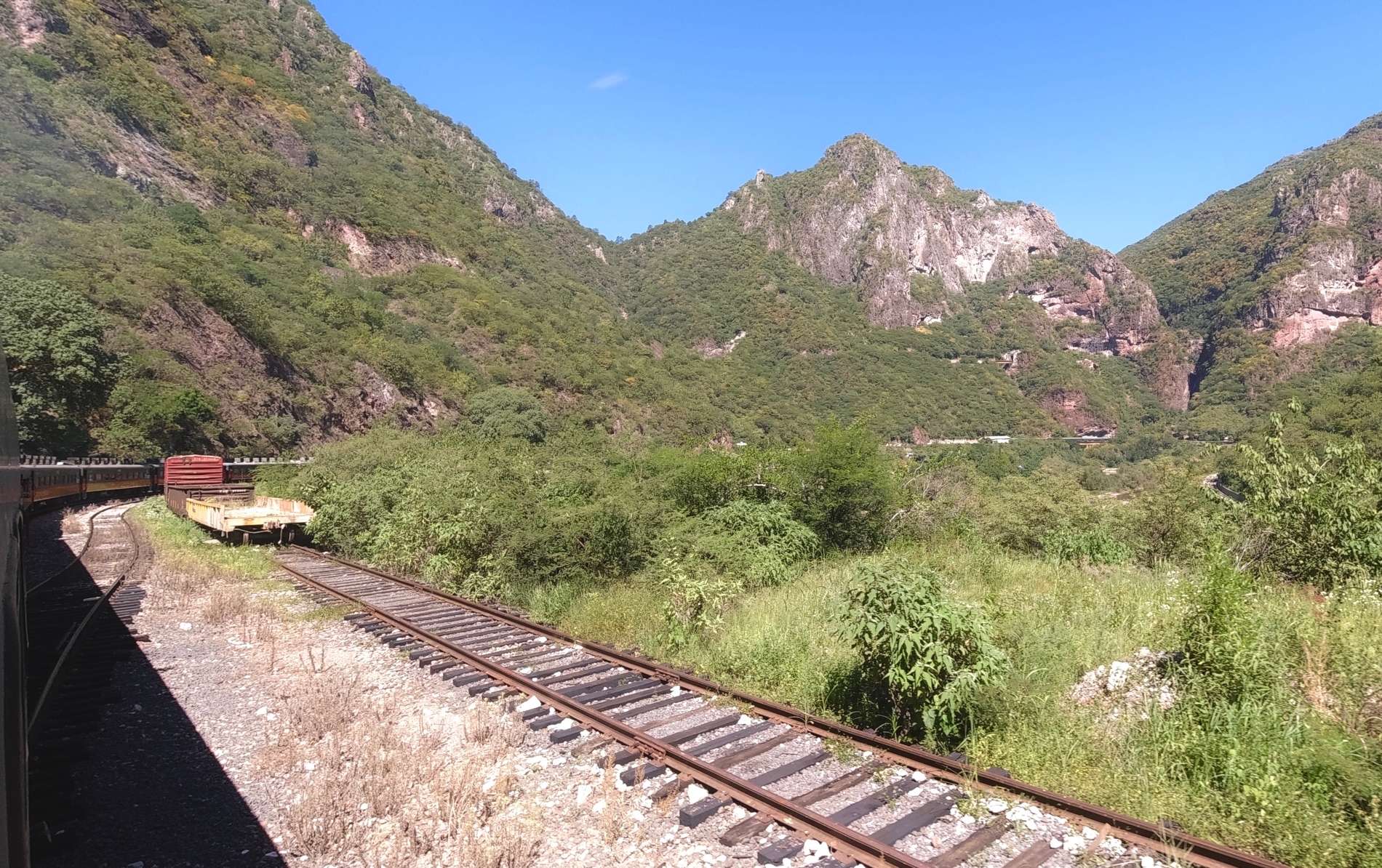 header picture of tour Discover Your Mexico