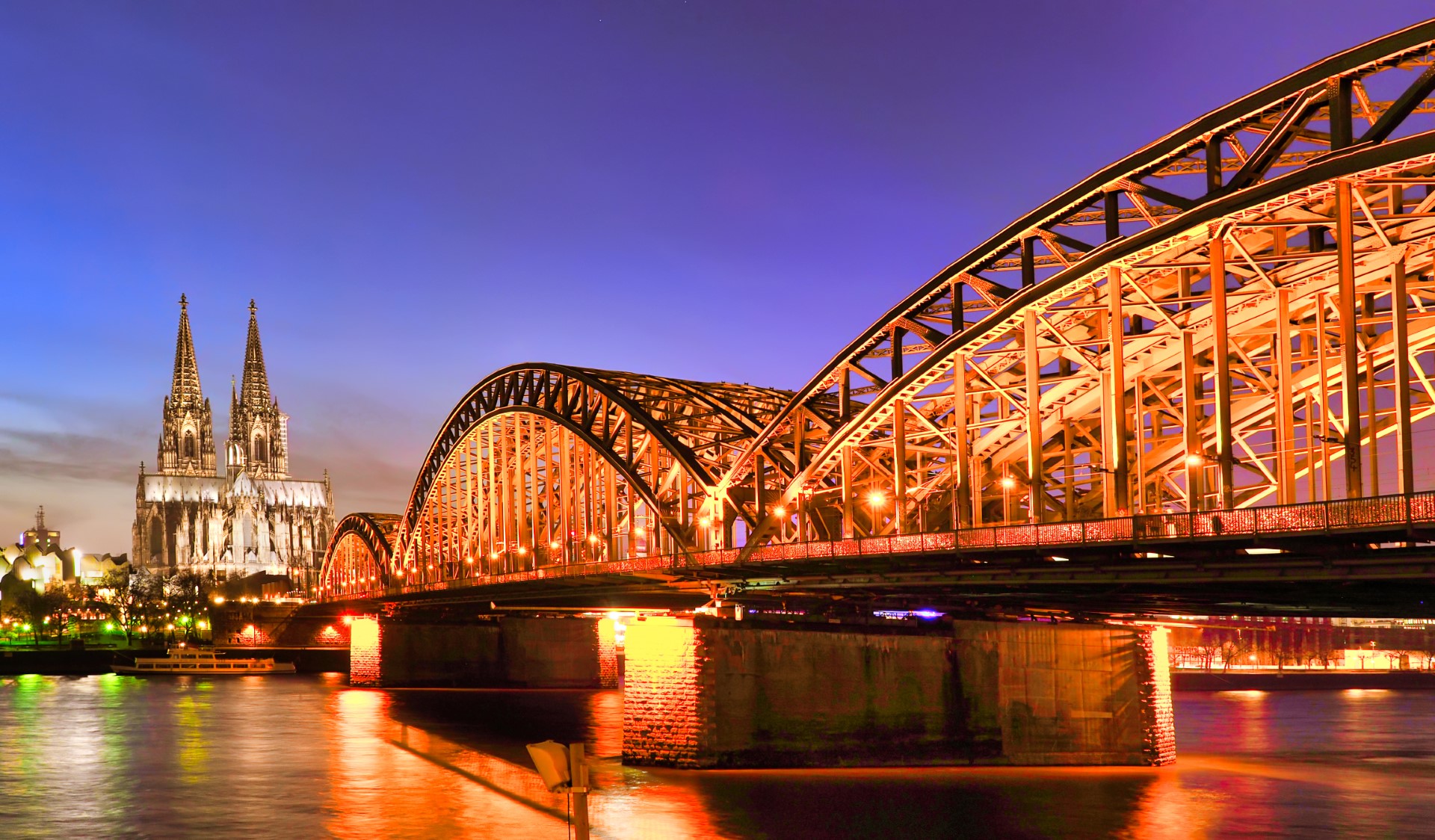 header picture of tour フランクフルト発　ドイツとオランダ、ベルギー、パリ
