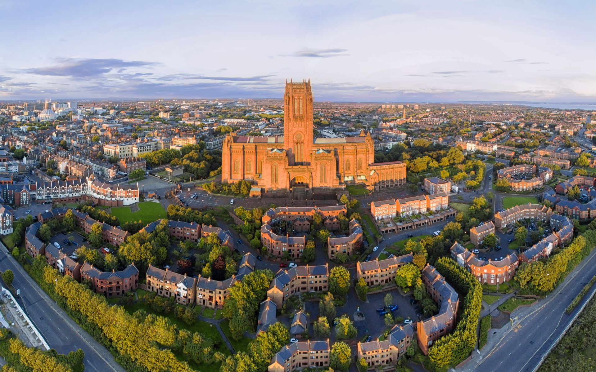 header picture of tour パリ発　モンサンミッシェル　ハイライト、パリとイギリス