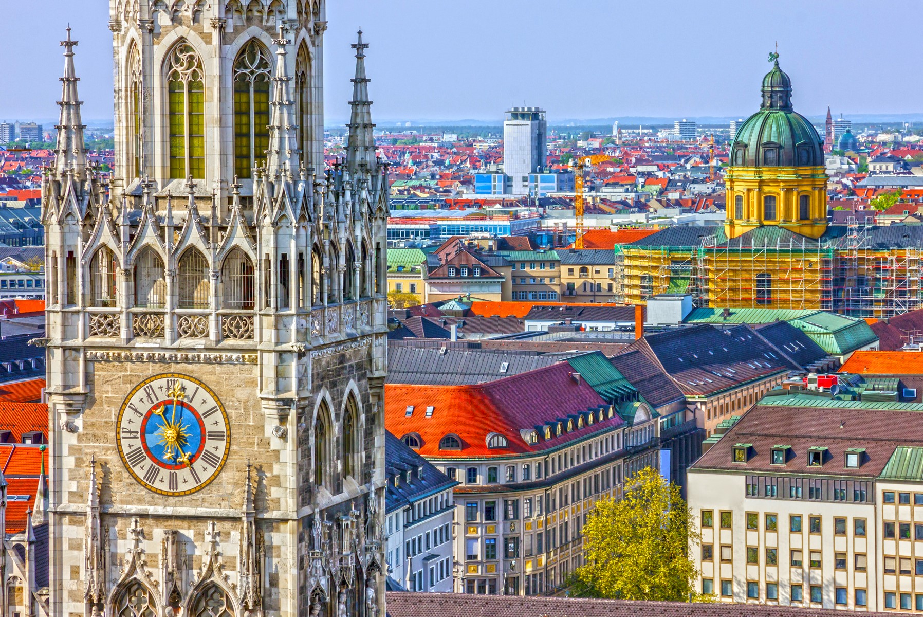 header picture of tour ローマ発　人気のイタリア4都市周遊　ローマ・フィレンツェ・ミラノ・ベネチアとミュンヘン・プラハ