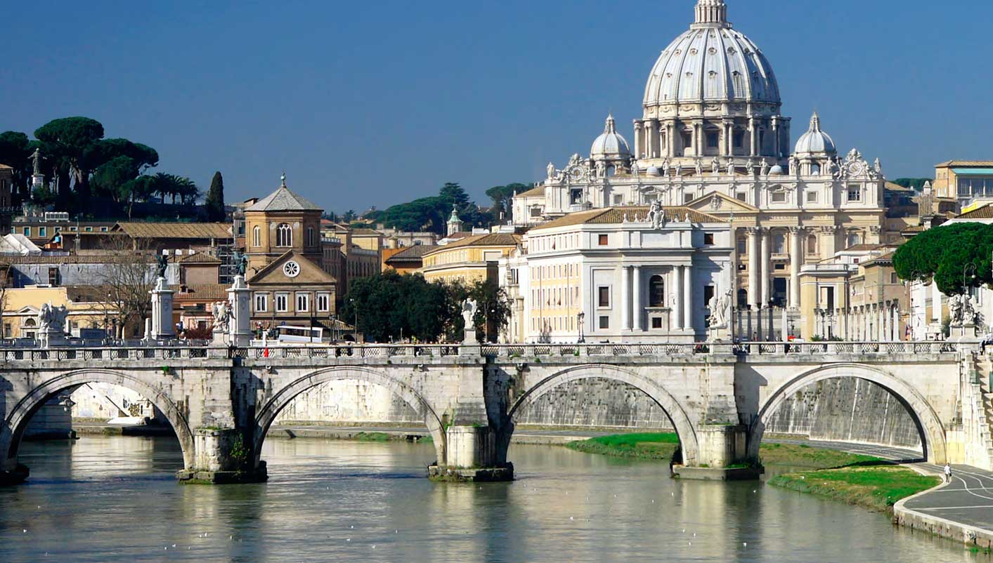header picture of tour ローマ発　イタリア・スイス・パリとモンサンミッシェル　ハイライト